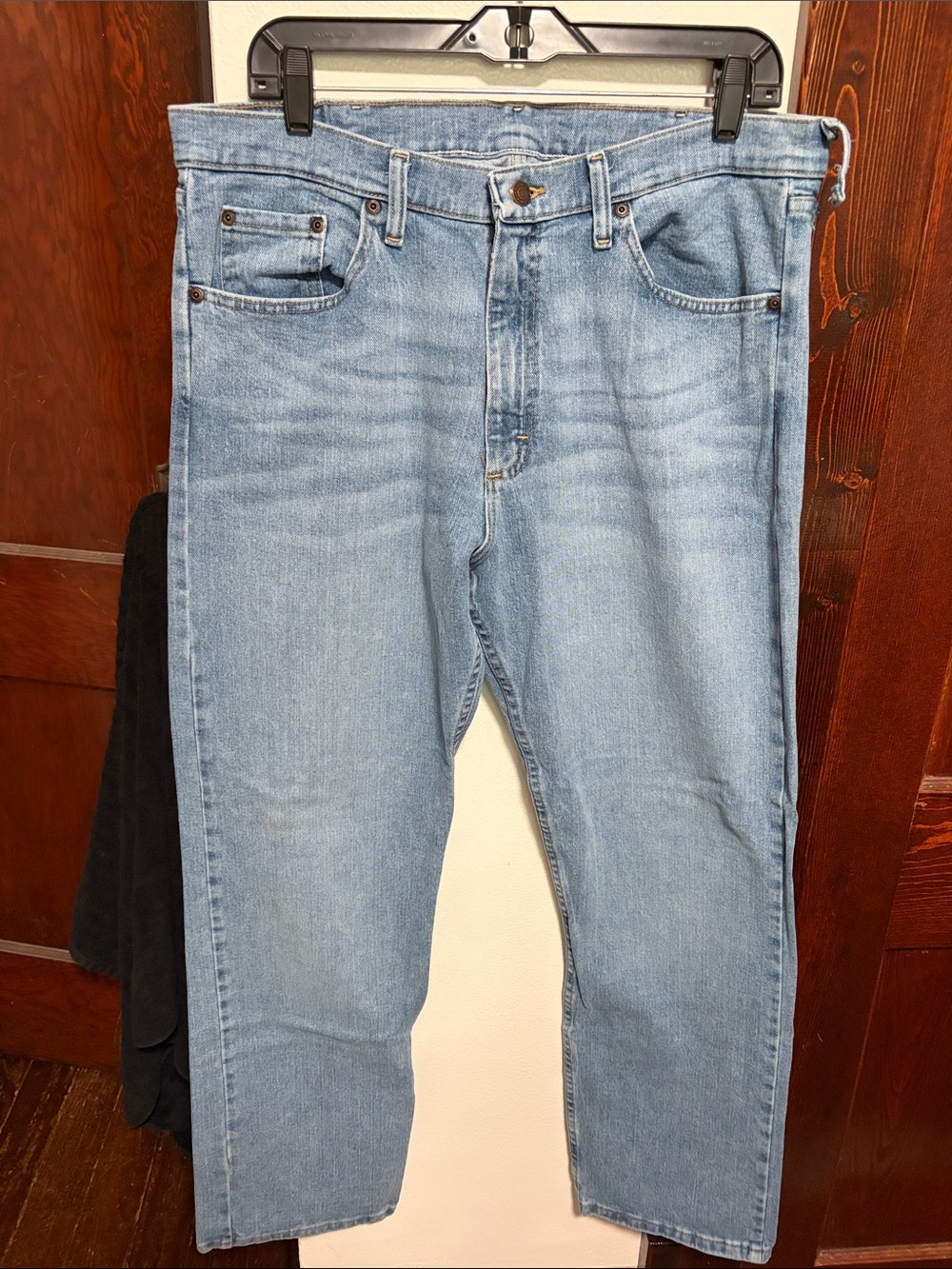 Wrangler Light Blue Relaxed Fit Men's Jeans